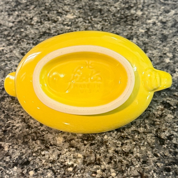Fiesta Yellow Gravy Boat - Picture 4 of 5